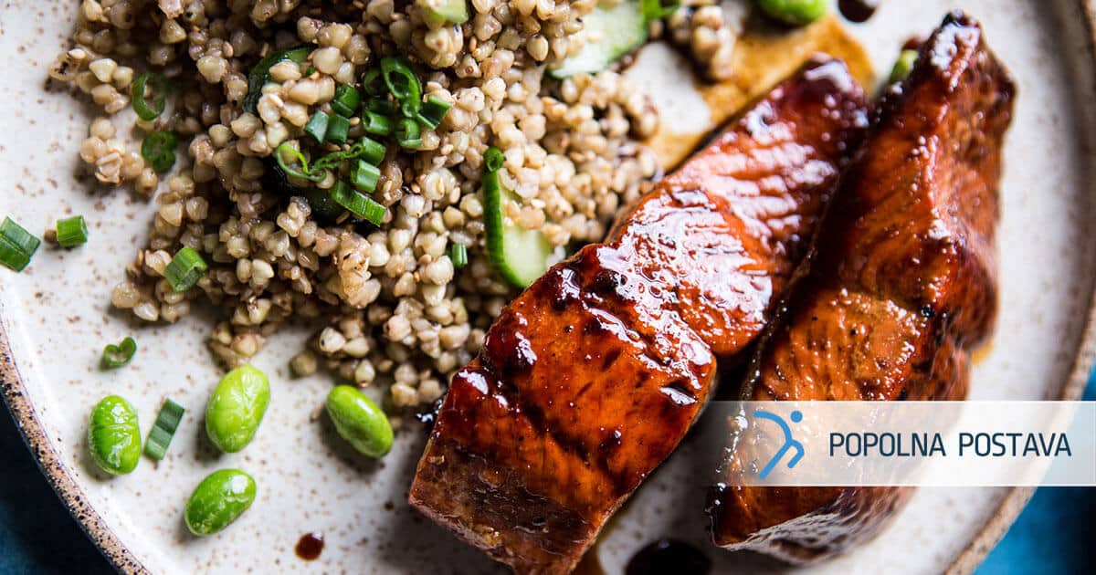 Losos v teriyaki omaki, s praženo ajdo