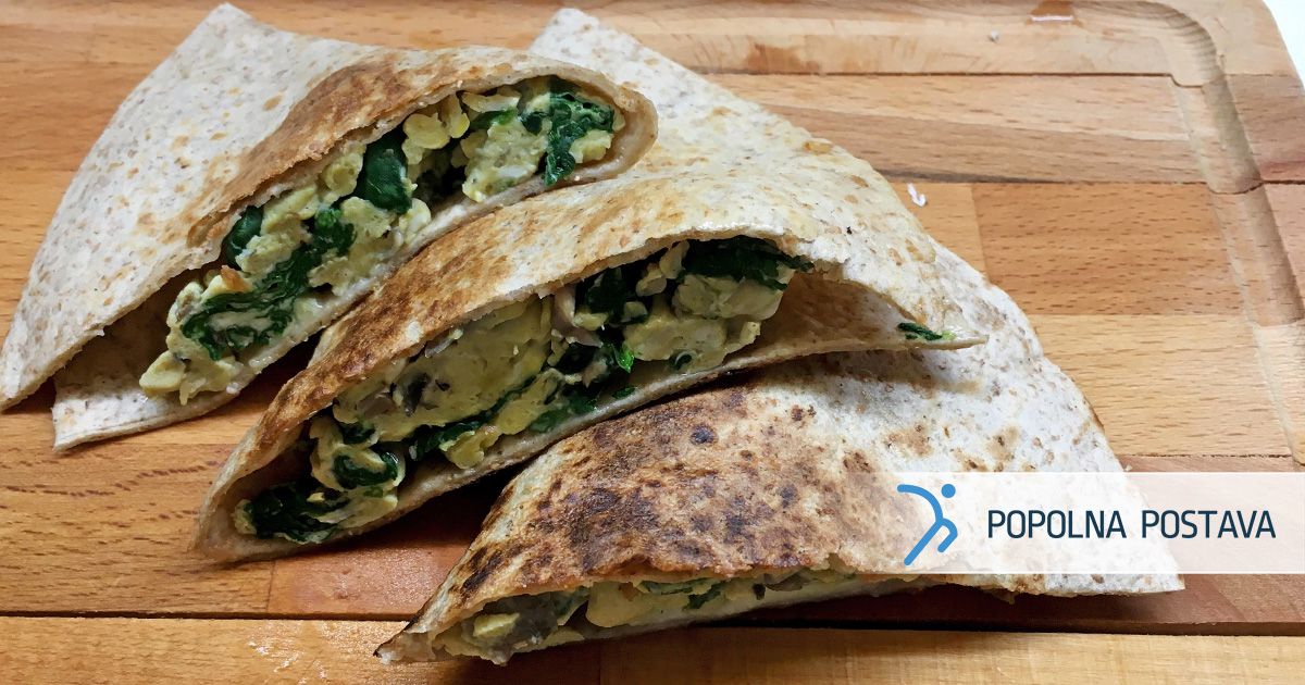 Quesadilla z jajci, špinačo in lahko mozzarello